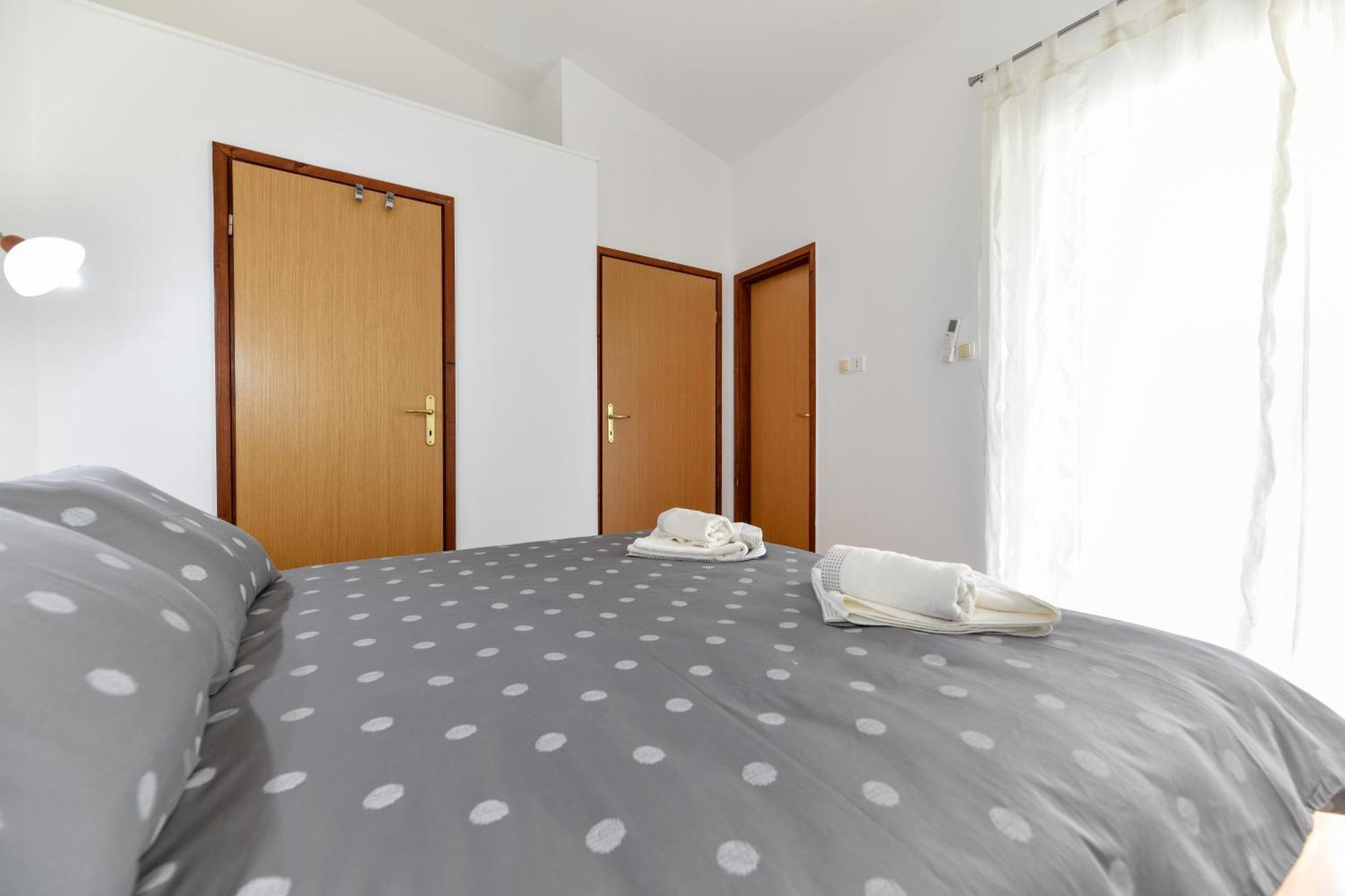 Sunset Puntamika Apartman Zára Szoba fotó